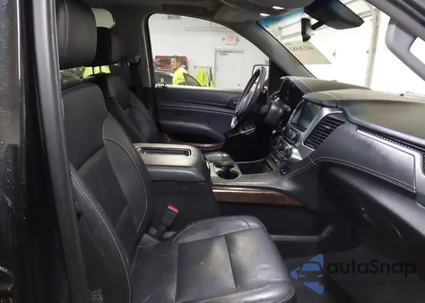 2019 Chevrolet Suburban Lt z USA, uszkodzony, nr VIN 1GNSKHKC4KR131673